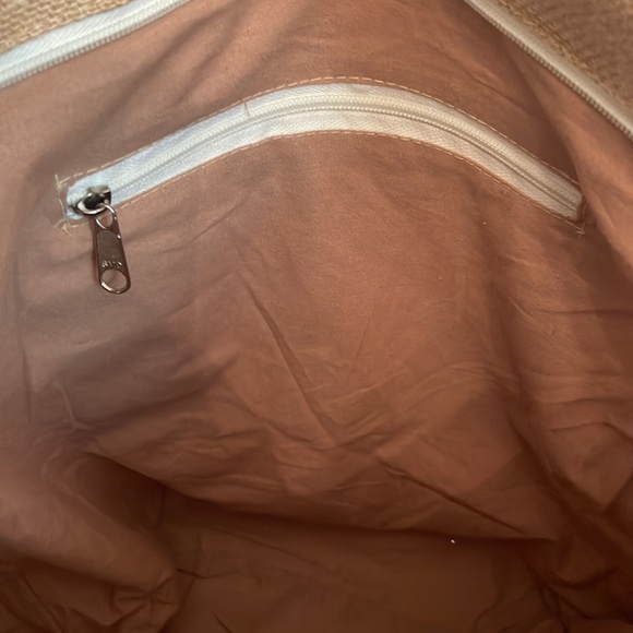 Burlap Initial A White Polka Dot Tote- Brand new - Picture 6 of 9